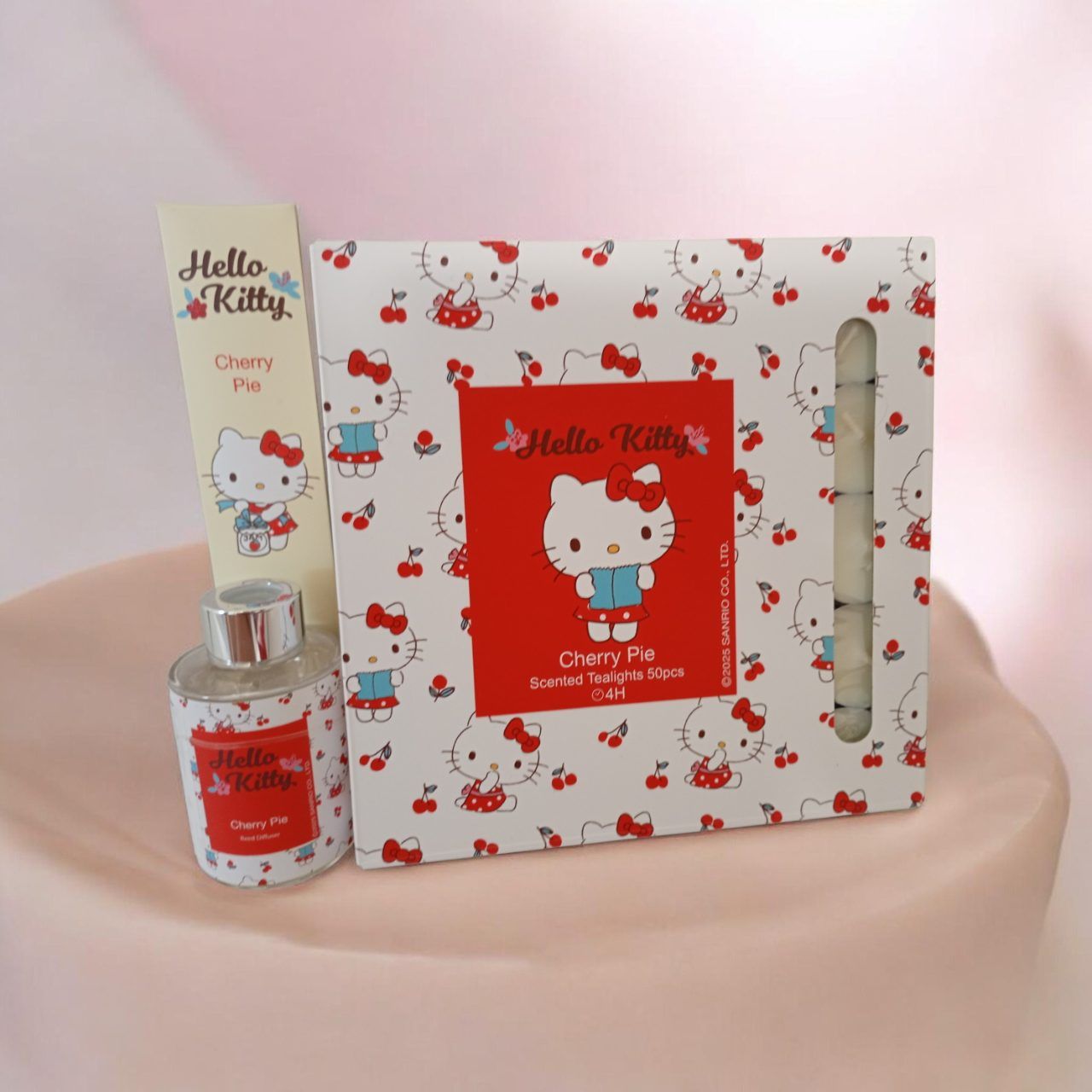 Hello Kitty  Hello Kitty Cherry Pie Duftset & Teelichter