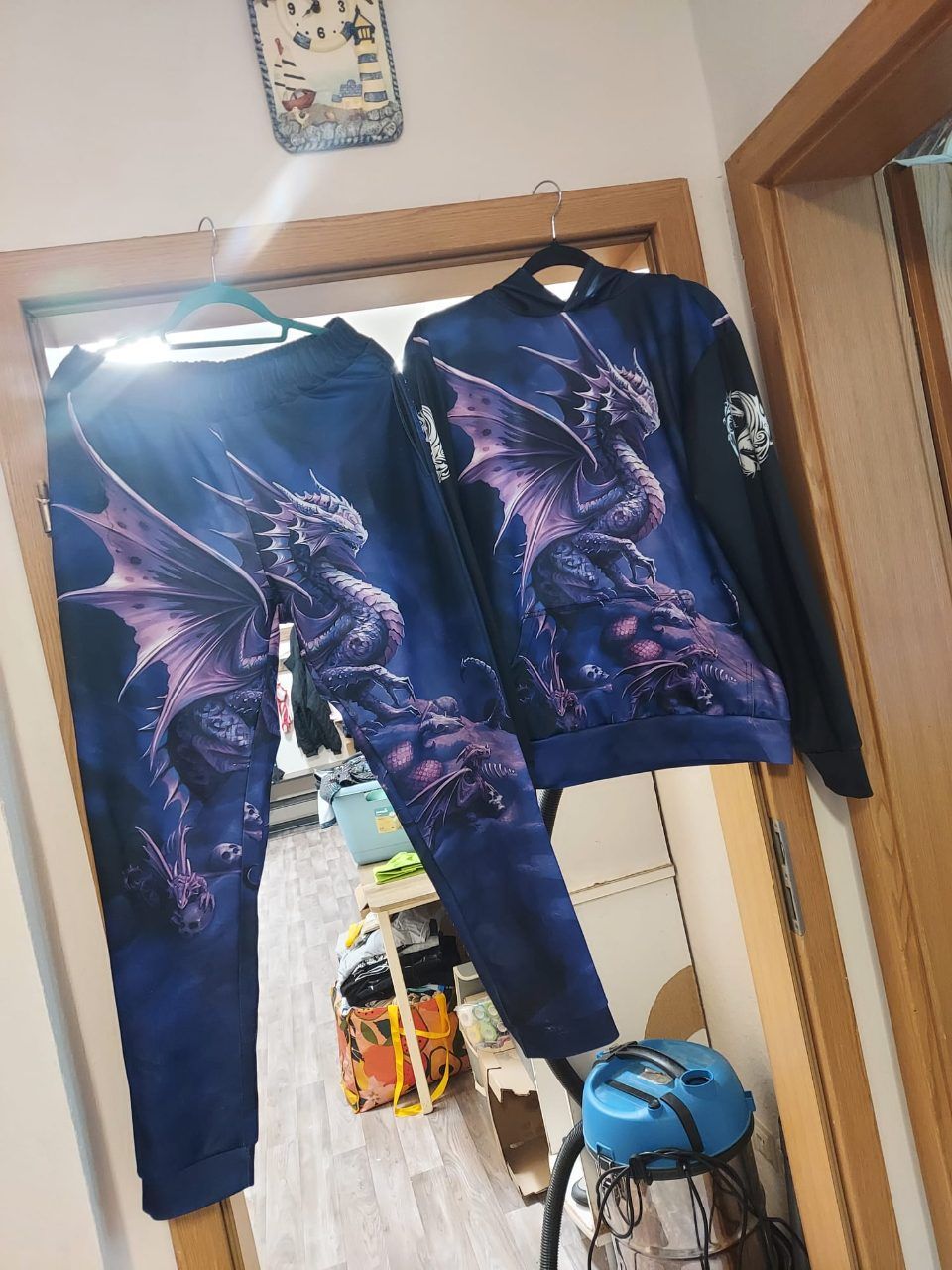Amazon  Anzug  Size XL