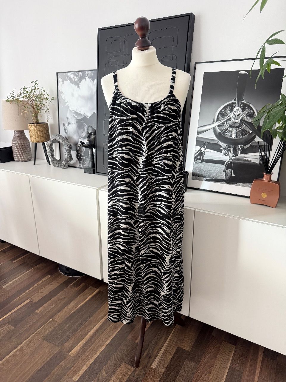 H&M Oversize Kleid schwarz weiß Gr. S von H&M  Size S