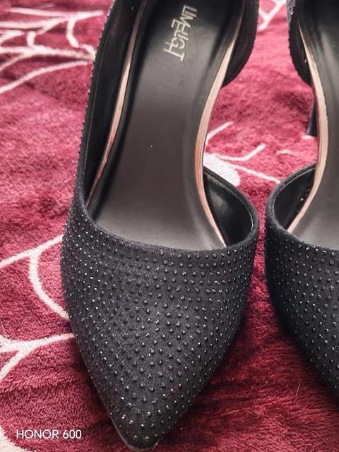 Limelight Damen Pumps Size 40
