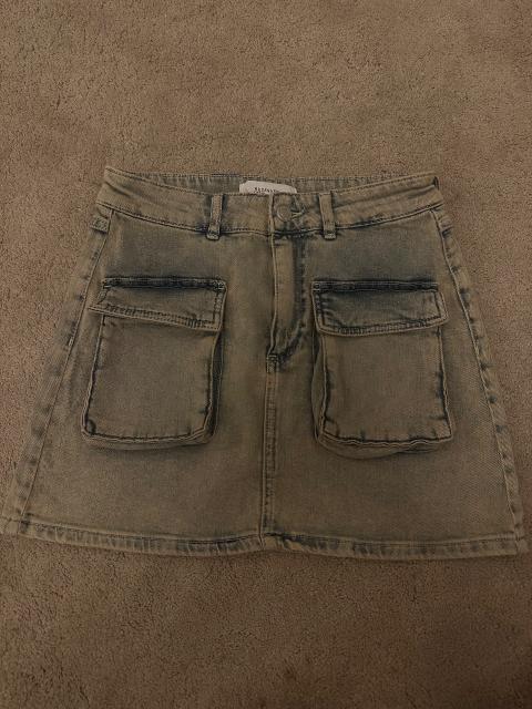 Reserved Mini Rock Size S