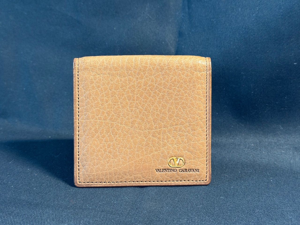 Valentino Garavani Original Valentino Garavani Vintage Leder-Portemonnaie – Sammlerstück 