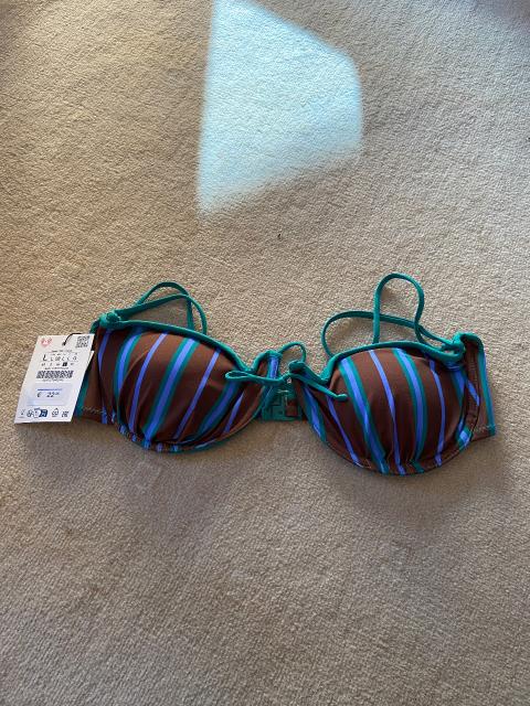 Zara Zara Bikini Oberteil neu Size L