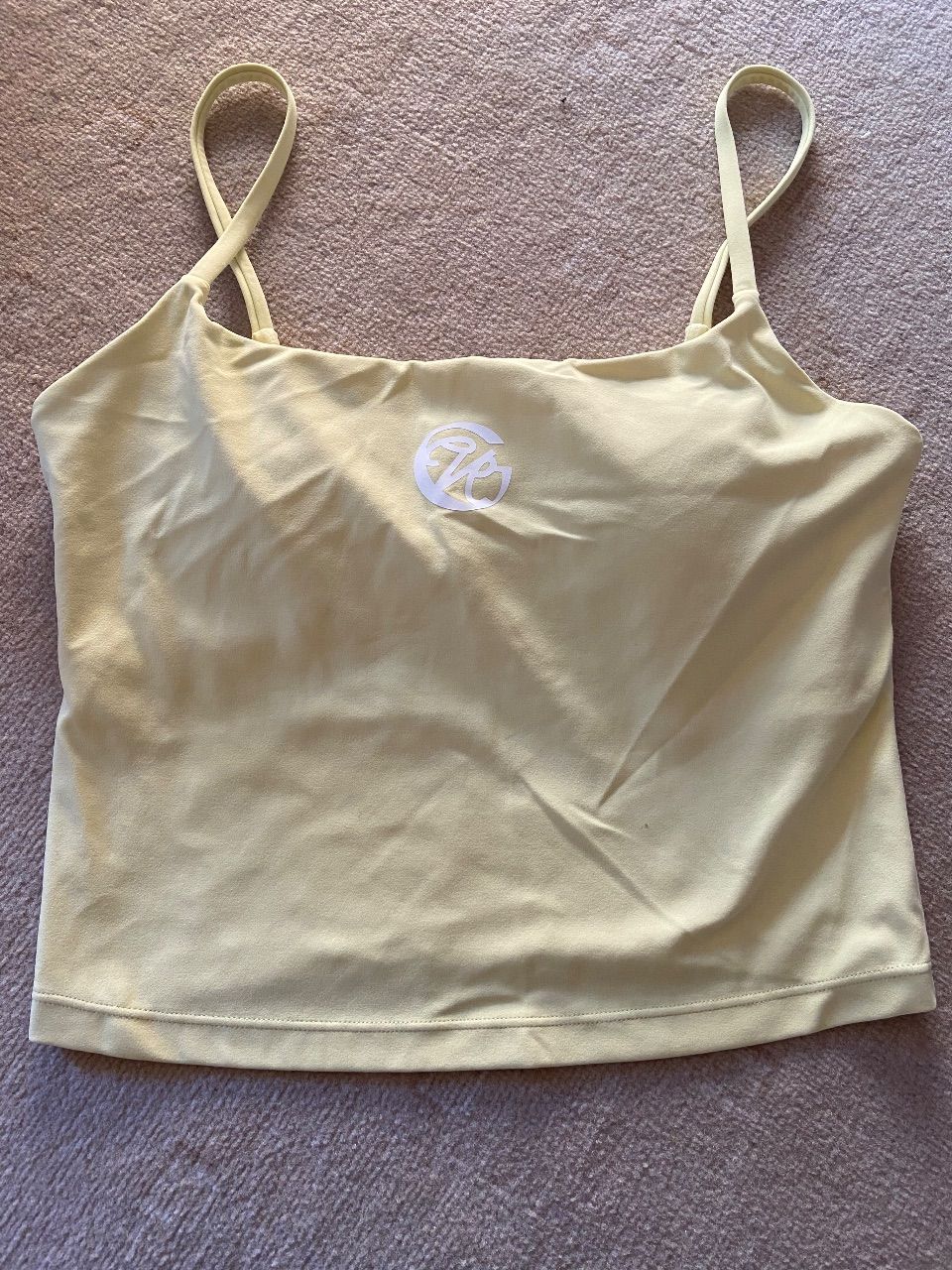 Ohne Marke 2 Tops mit Cups  Size M