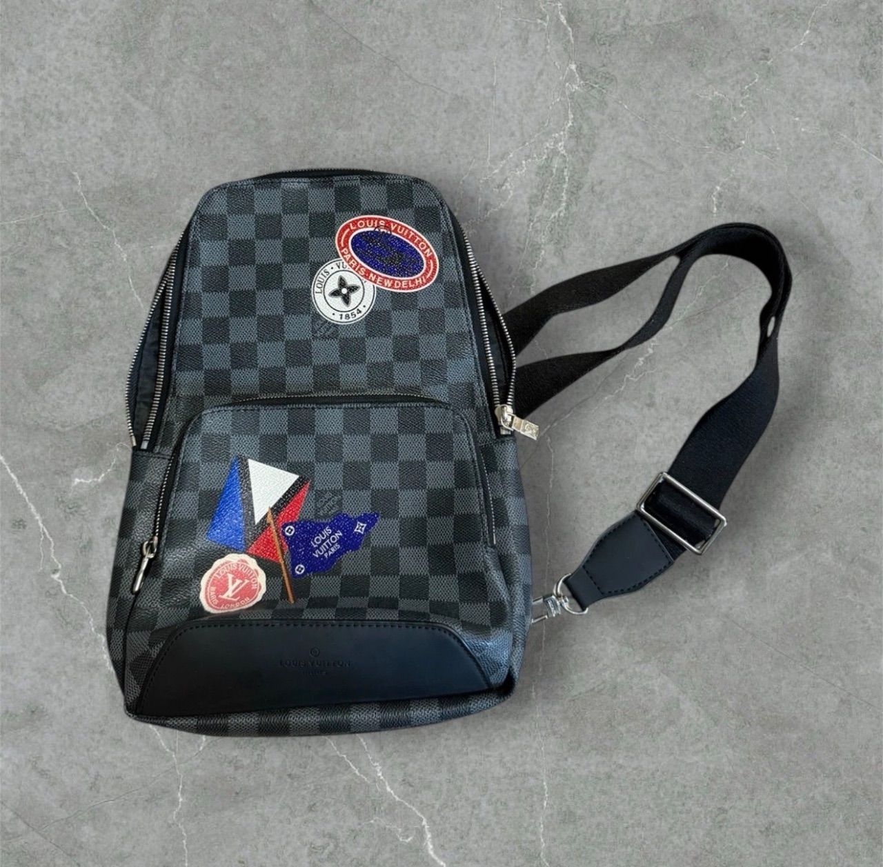 Louis Vuitton Umhängetasche Schwarz