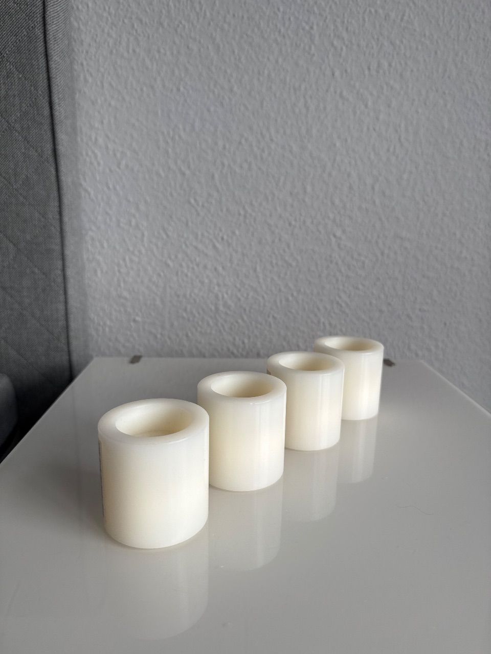 4x Teelichter aus Echtwachs – warmweiß