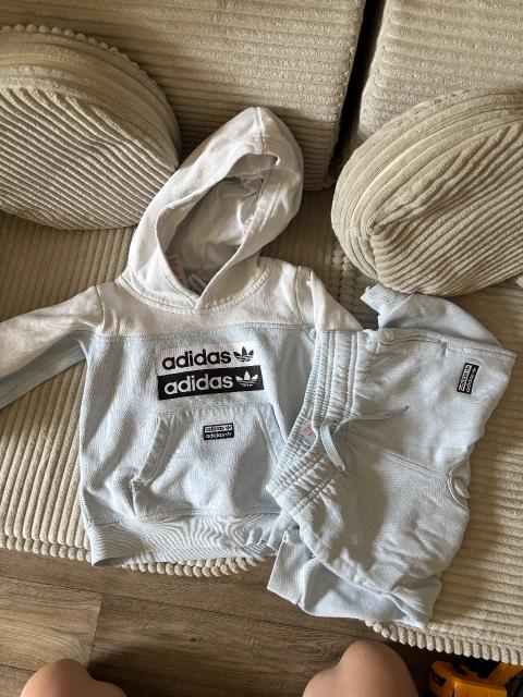 Adidas Adidas Jogger Size 86