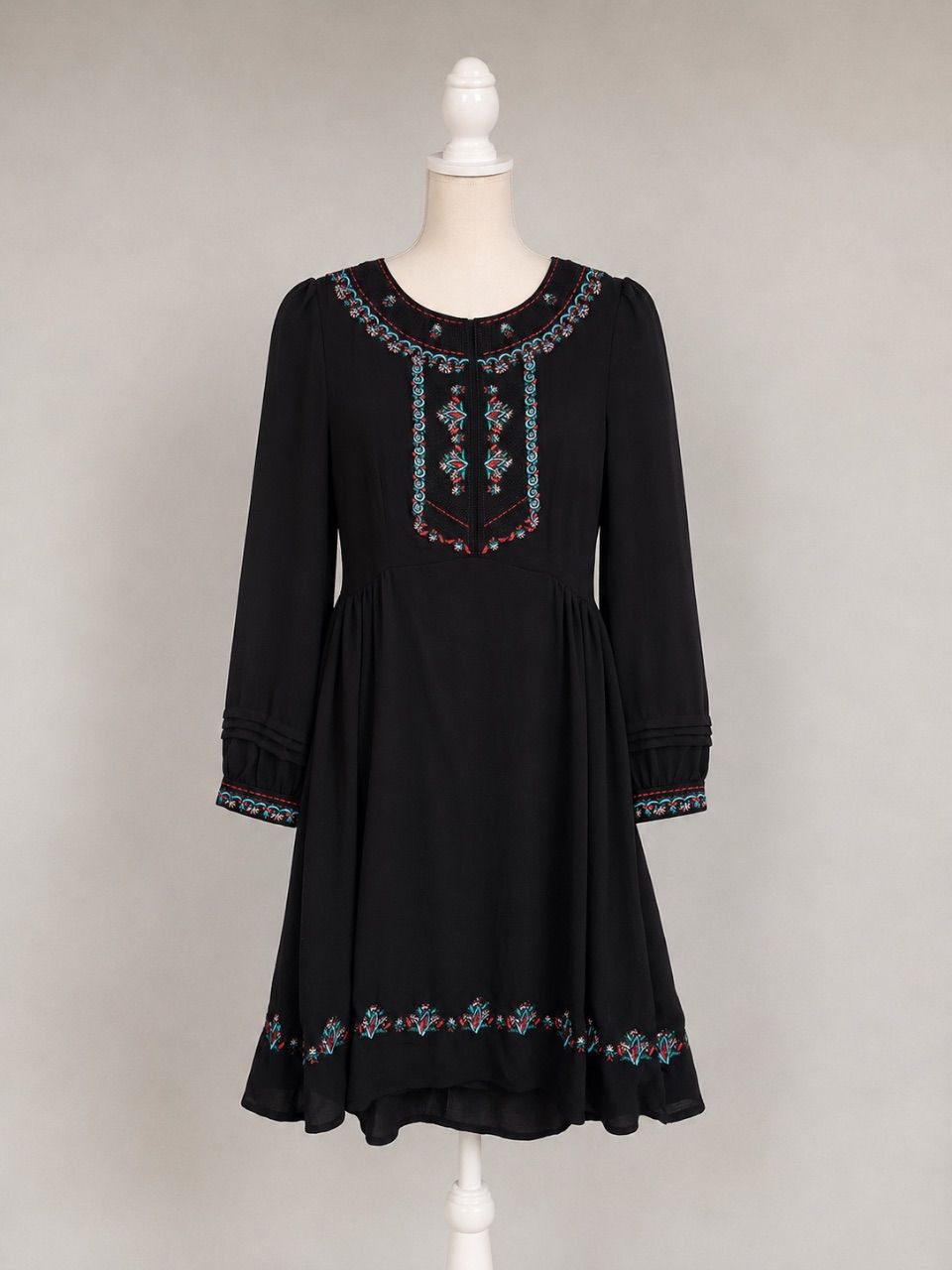Reserved Reserved Boho Kleid mit Stickerei – Gr. 36 | Luftig & ein echter Hingucker Size 36