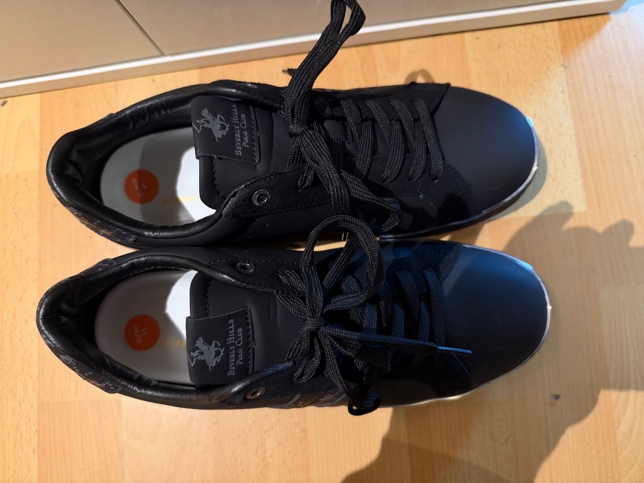 Beverly Hills Polo club Size 41