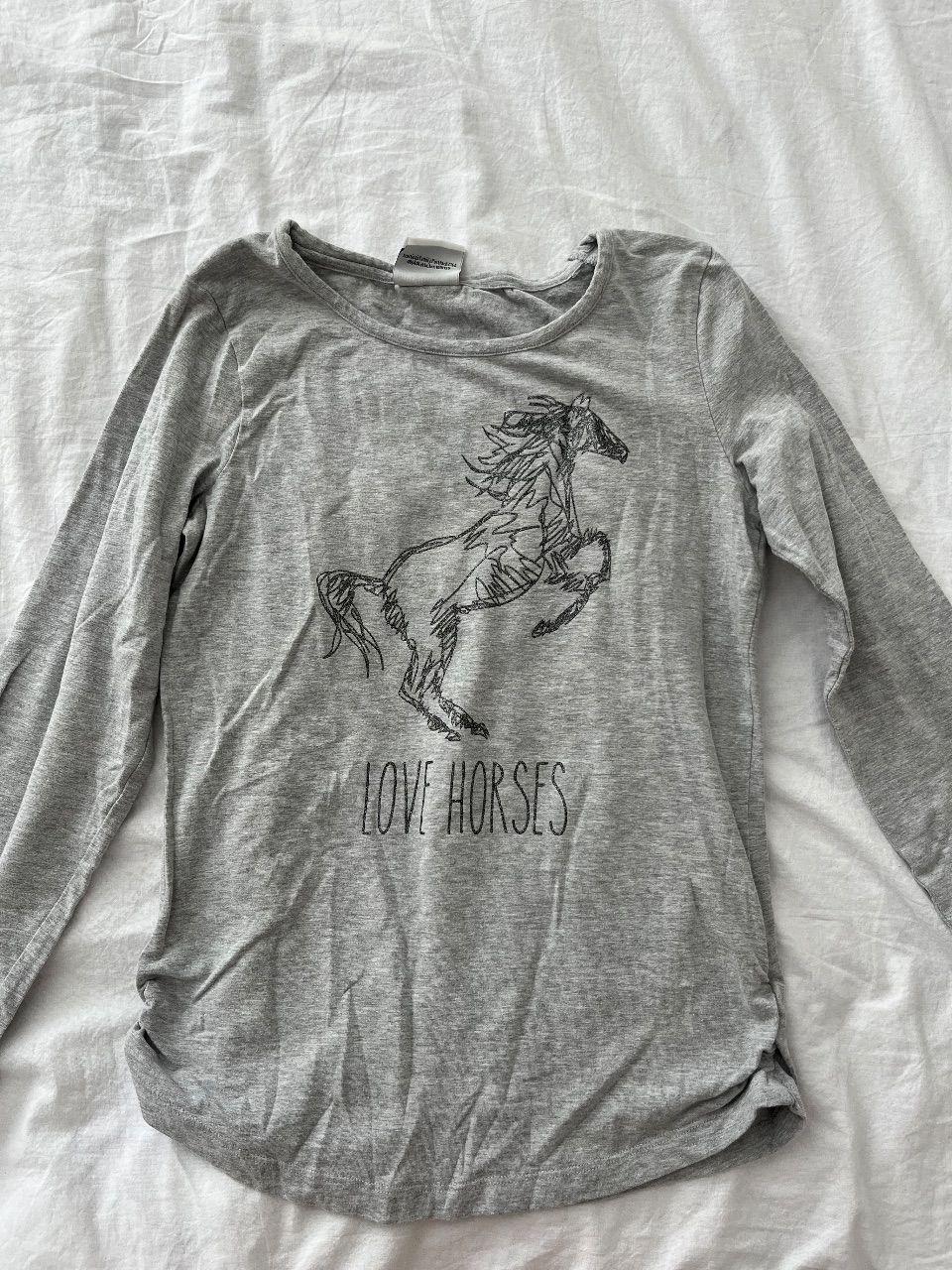 Yigga Hellgraues Langarmshirt mit Pferdemotiv Gr. 146/152 von yigga  Size 146