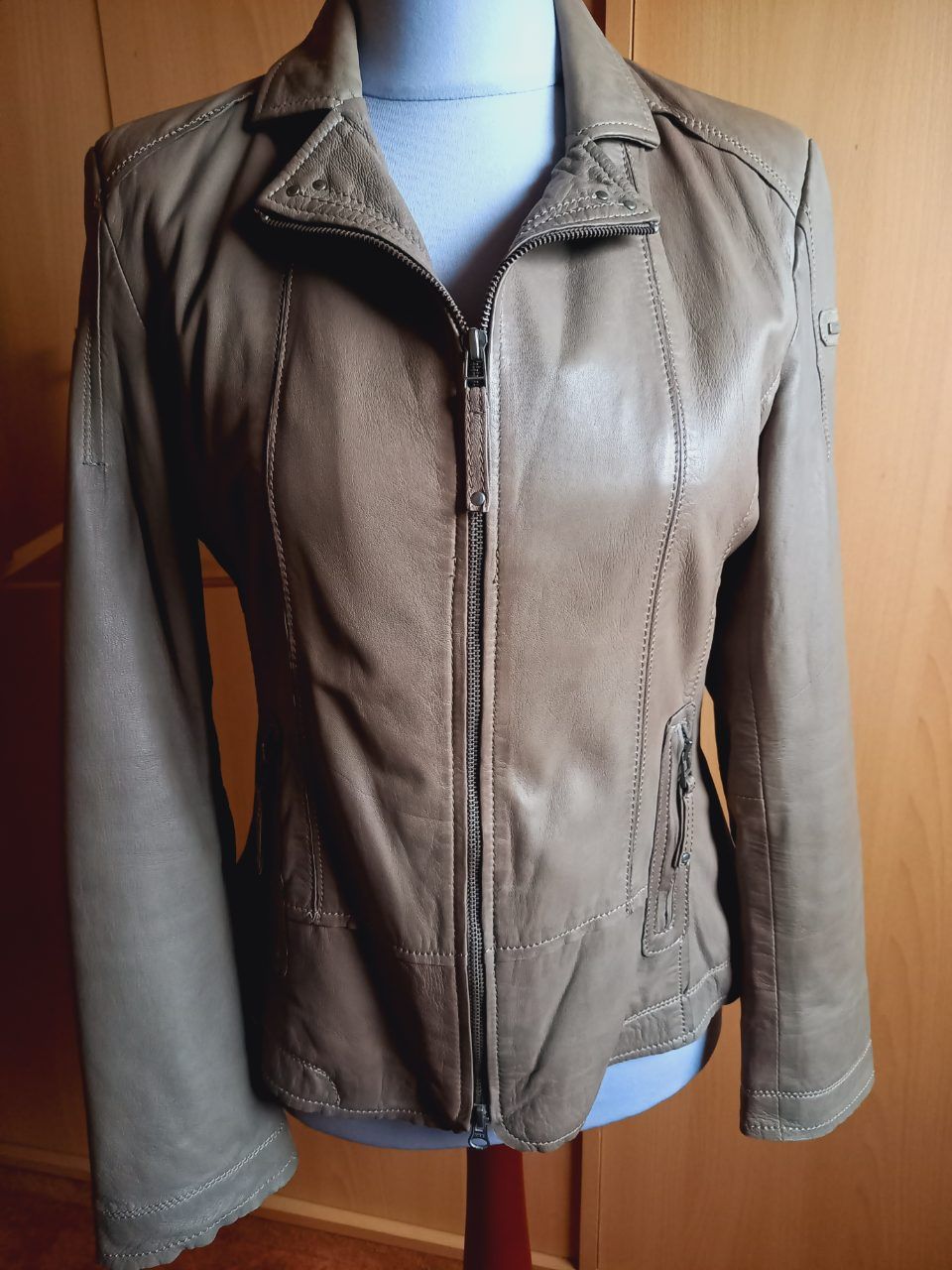 Cabrini Cabrini Lederjacke Biker Lammleder Echtleder neuwertig Size 40