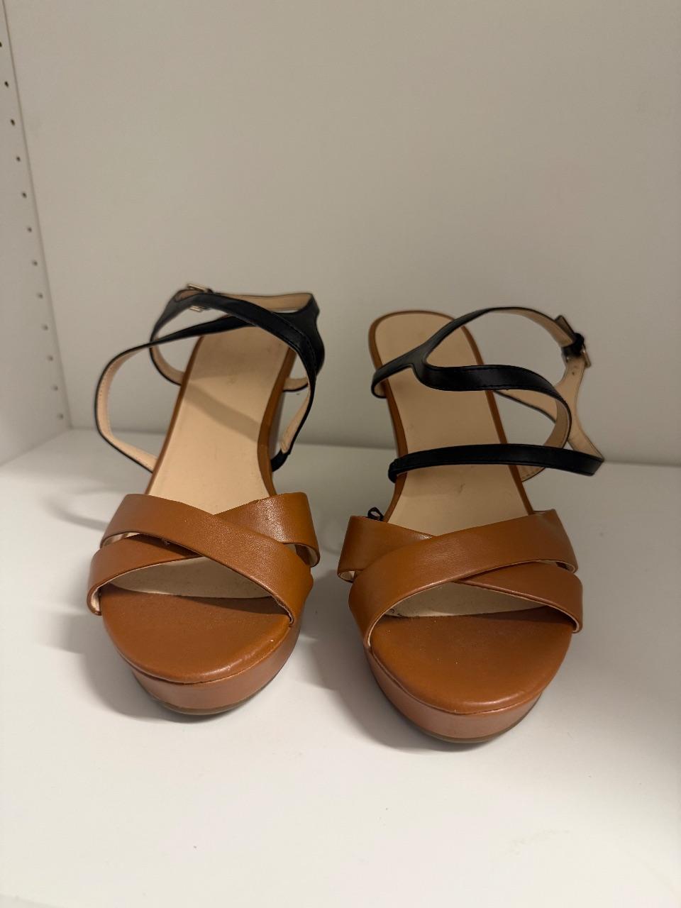 NEU: Marc Fisher Sandaletten