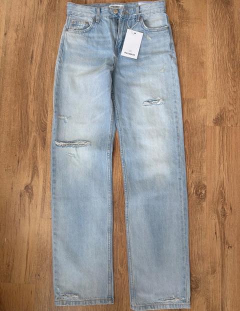 Pull&Bear Pull & Bear Straight fit Jeans mit Löchern Size XS