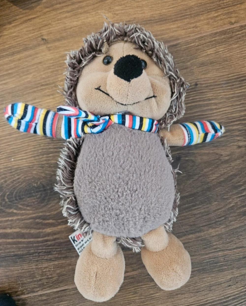 Igel Kuscheltier von Kinder Schokolade