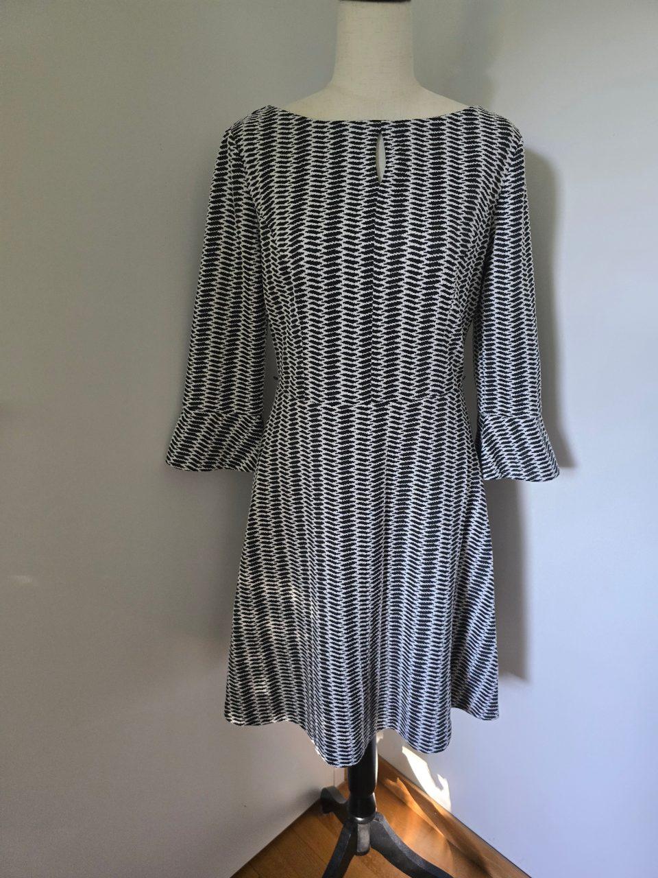 comma kleid 36 schwarz weiss muster midikleid