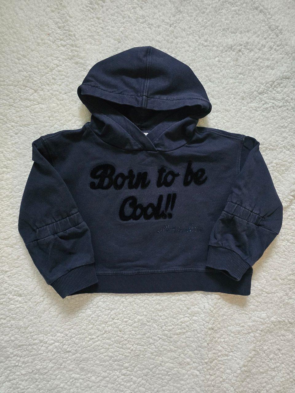 Monnalisa Crop Hoodie 104 – Dunkelblau Samt-Schriftzug Strass