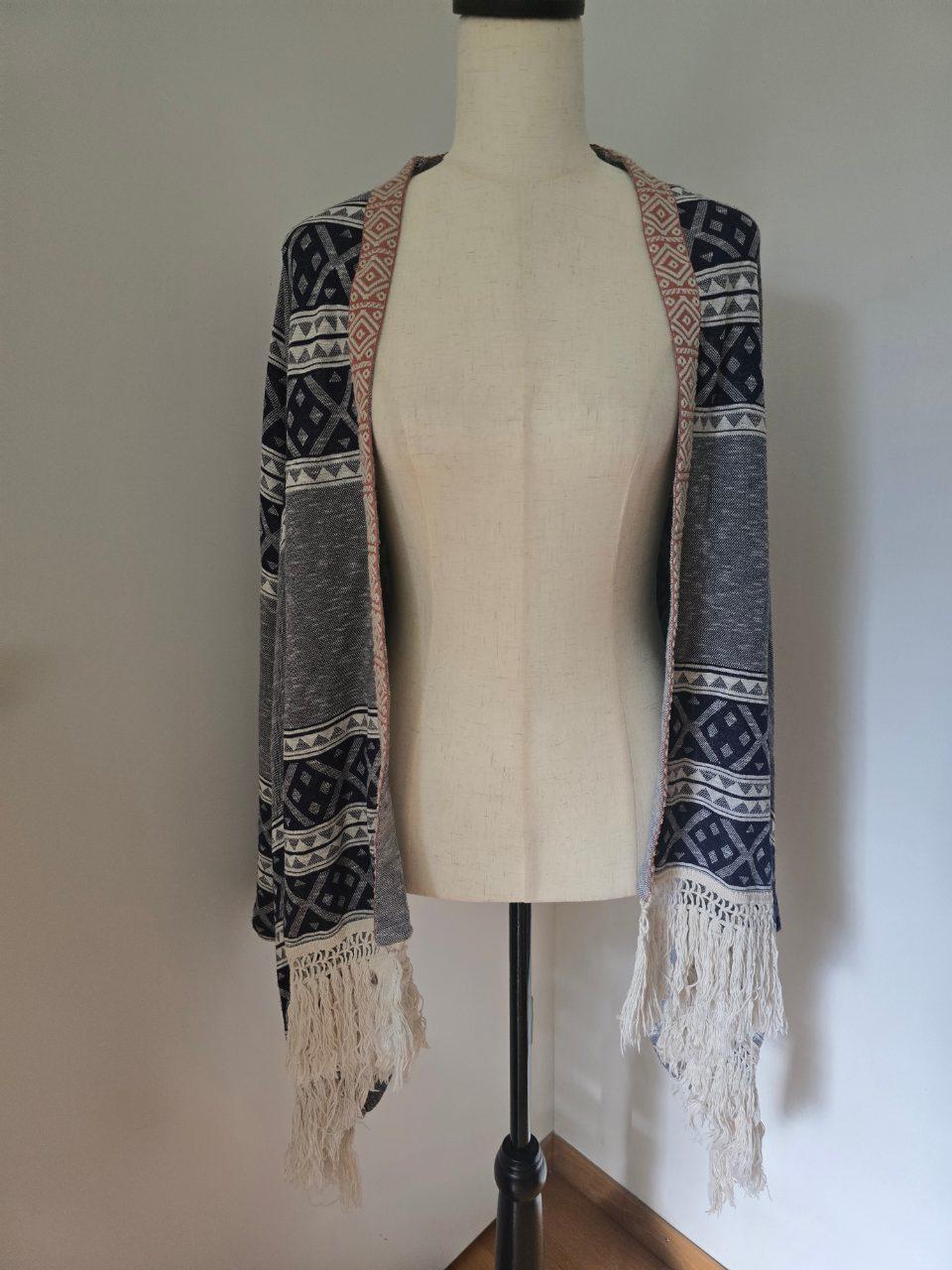 BSB Jeans Boho Fransen Cardigan S – Blau Grau Ethno Muster