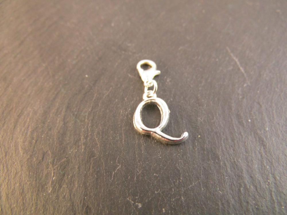 Charm Anhänger Buchstabe Q für Bettelarmband oder als Kettenanhänger -Neu-