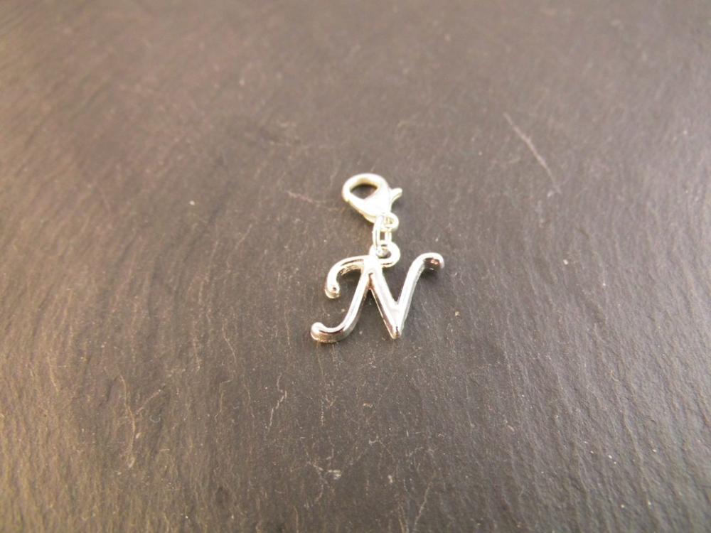 Charm Anhänger Buchstabe N für Bettelarmband oder als Kettenanhänger -Neu-