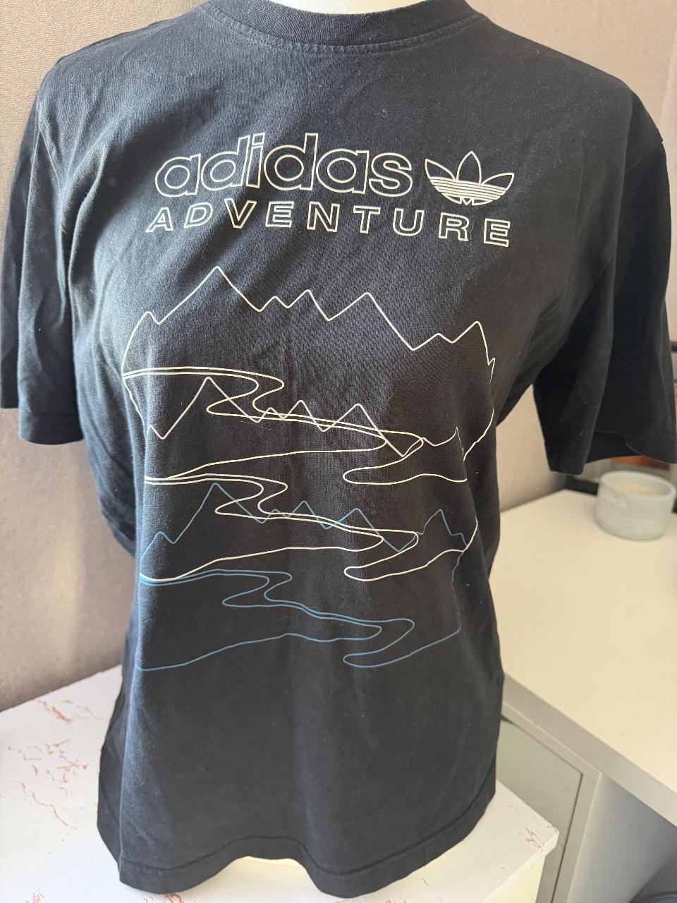 Adidas T-Shirt mit Aufdruck Damen