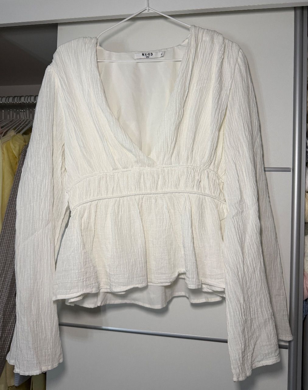 NA-KD NA-KD Bluse in Weiß  Size 40