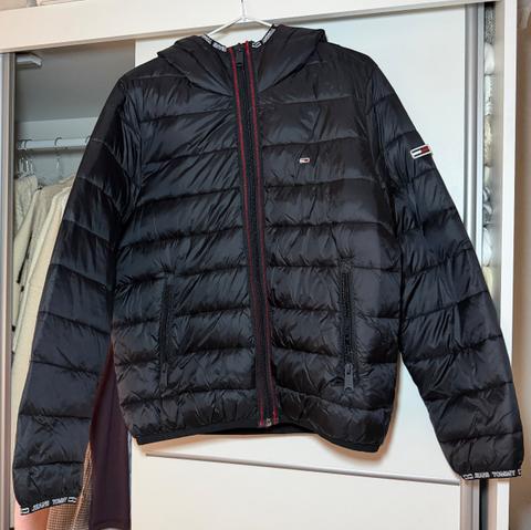 Tommy Hilfiger Tommy Jeans schwarze Steppjacke Size M