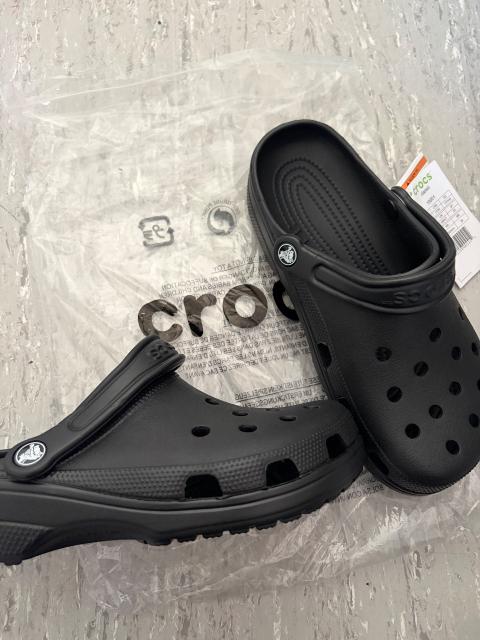Crocs