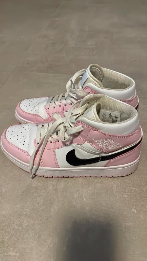 Nike Rosa Damen Jordan Size 39