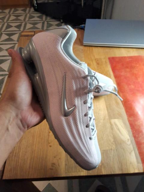 Nike shox z