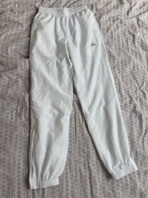 Adidas Adidas Jogginghose mit verstellbaren Bund Size 164