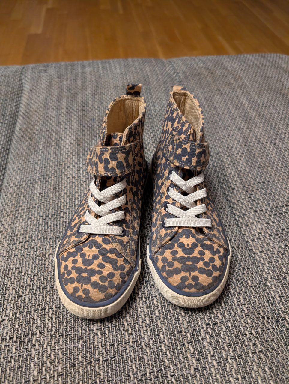 H&M Halbhohe Schuhe mit Leoprint Size 29