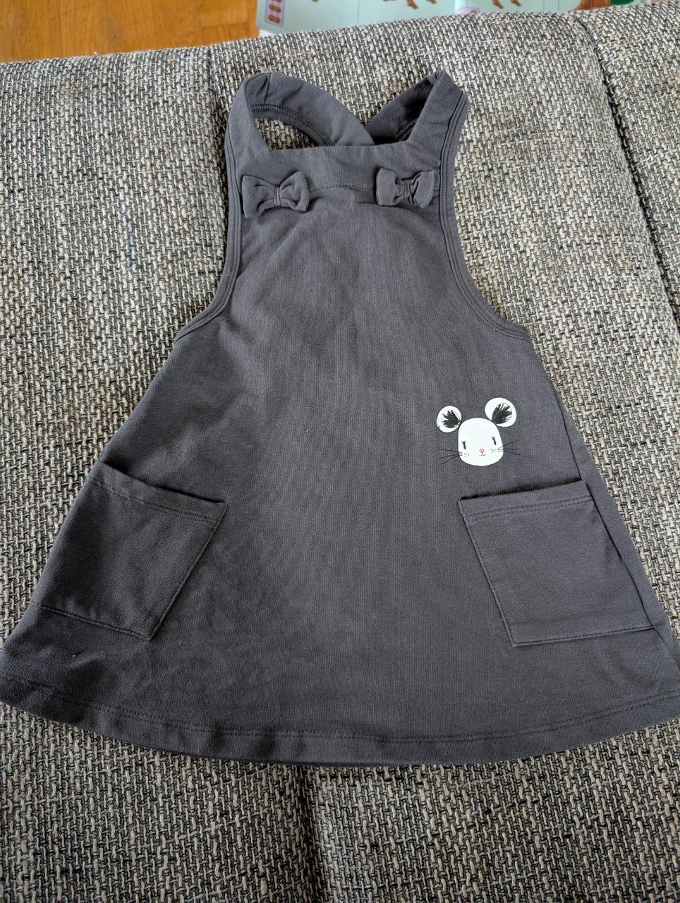 Süßes Überziehkleid mit Schleife und Maus