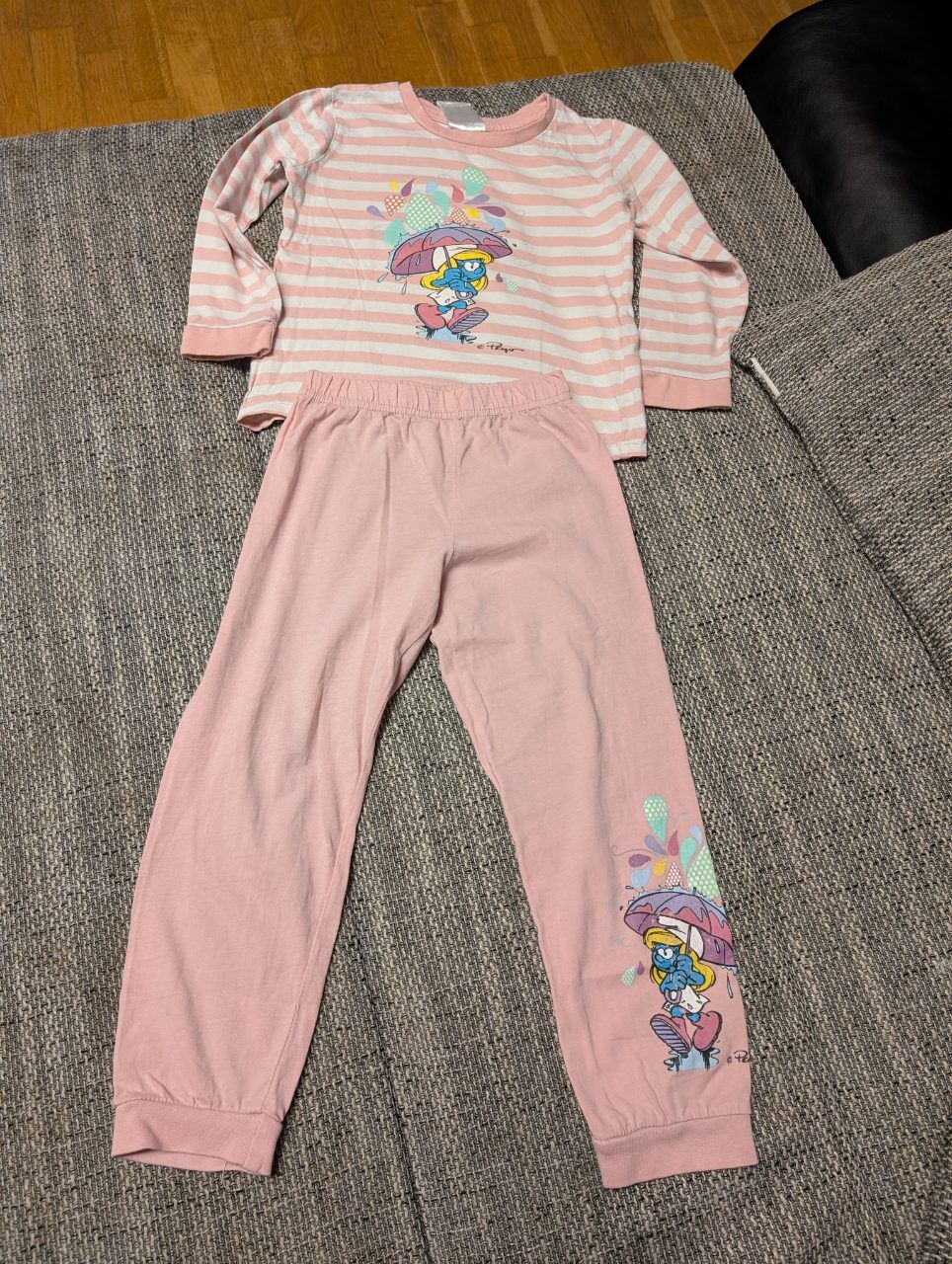 The smurfs 2teiliger Schlafanzug Schlümpfe Size 110