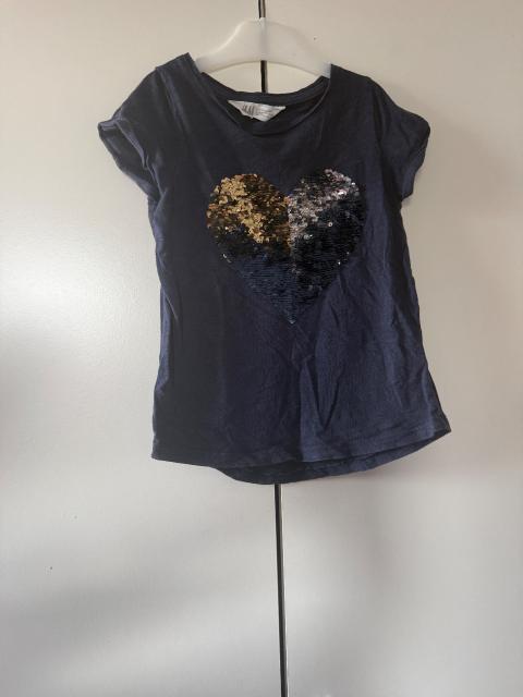 H&M T-Shirt mit Pailetten Herz Size 110
