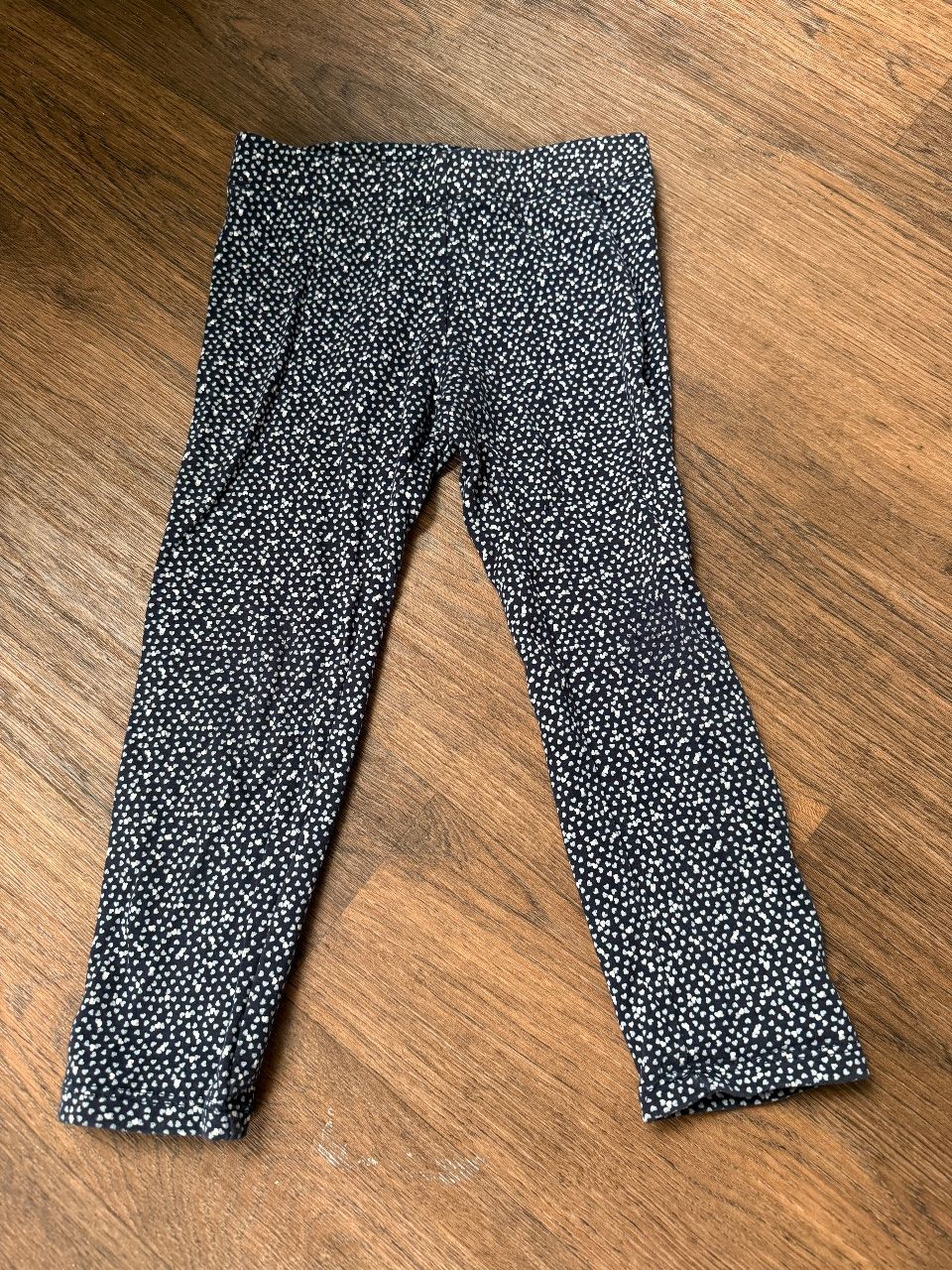 H&M Leggings mit Herzchen Size 104