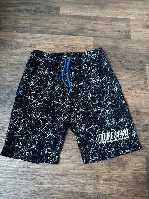 kik Stoffshorts mit coolem Muster Size 128