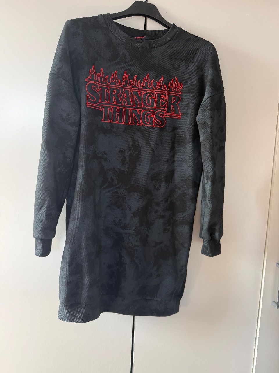 Stranger Things Längerer Pullover / Kleid Size 146