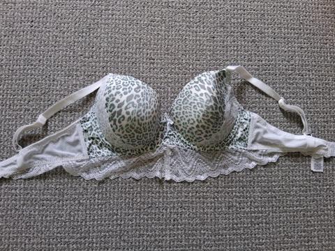 Janina Damen-Spitzen Bügel-BH Größe 85D / L 44/46 Size L