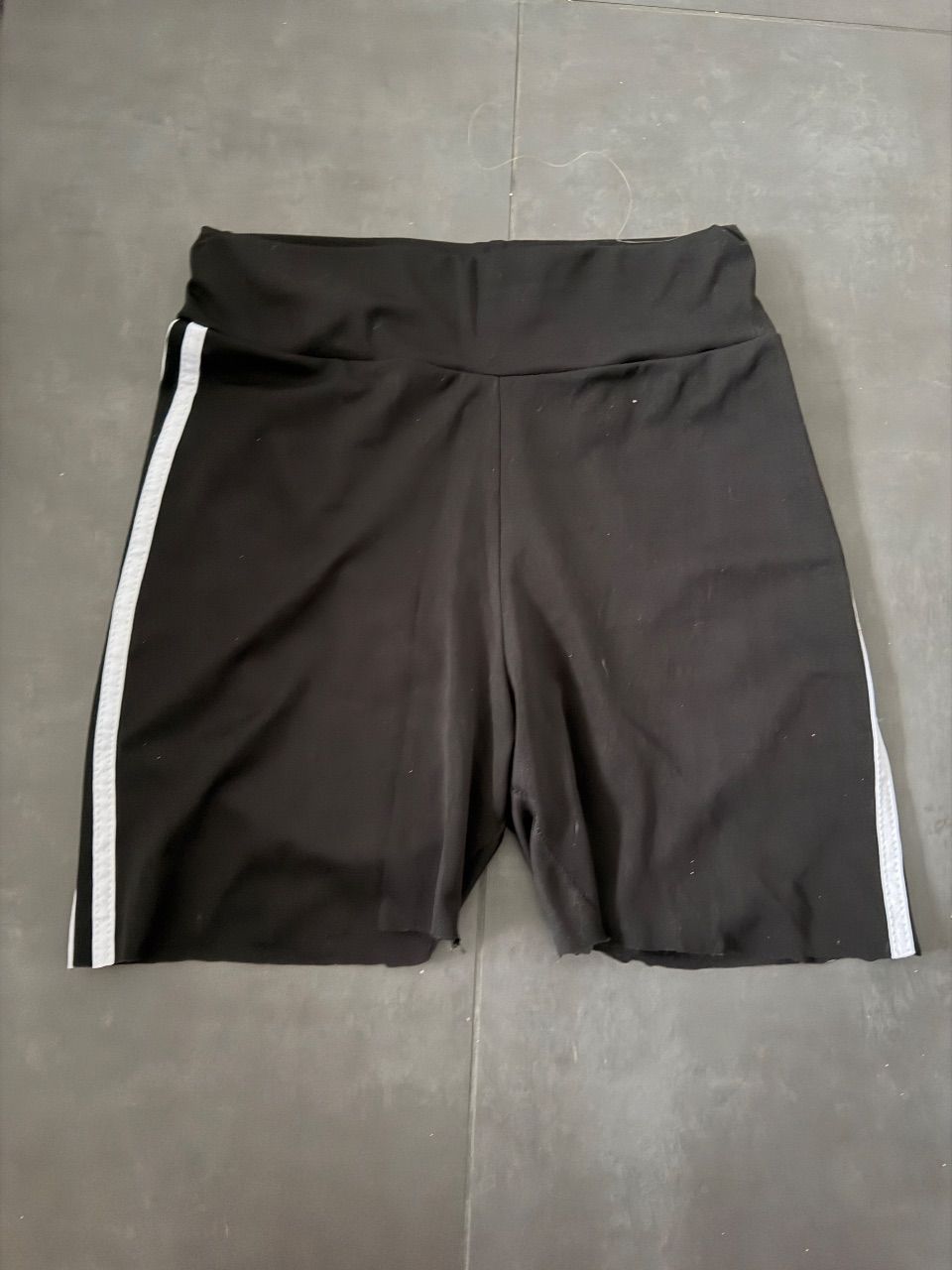Keine short leggings Size S