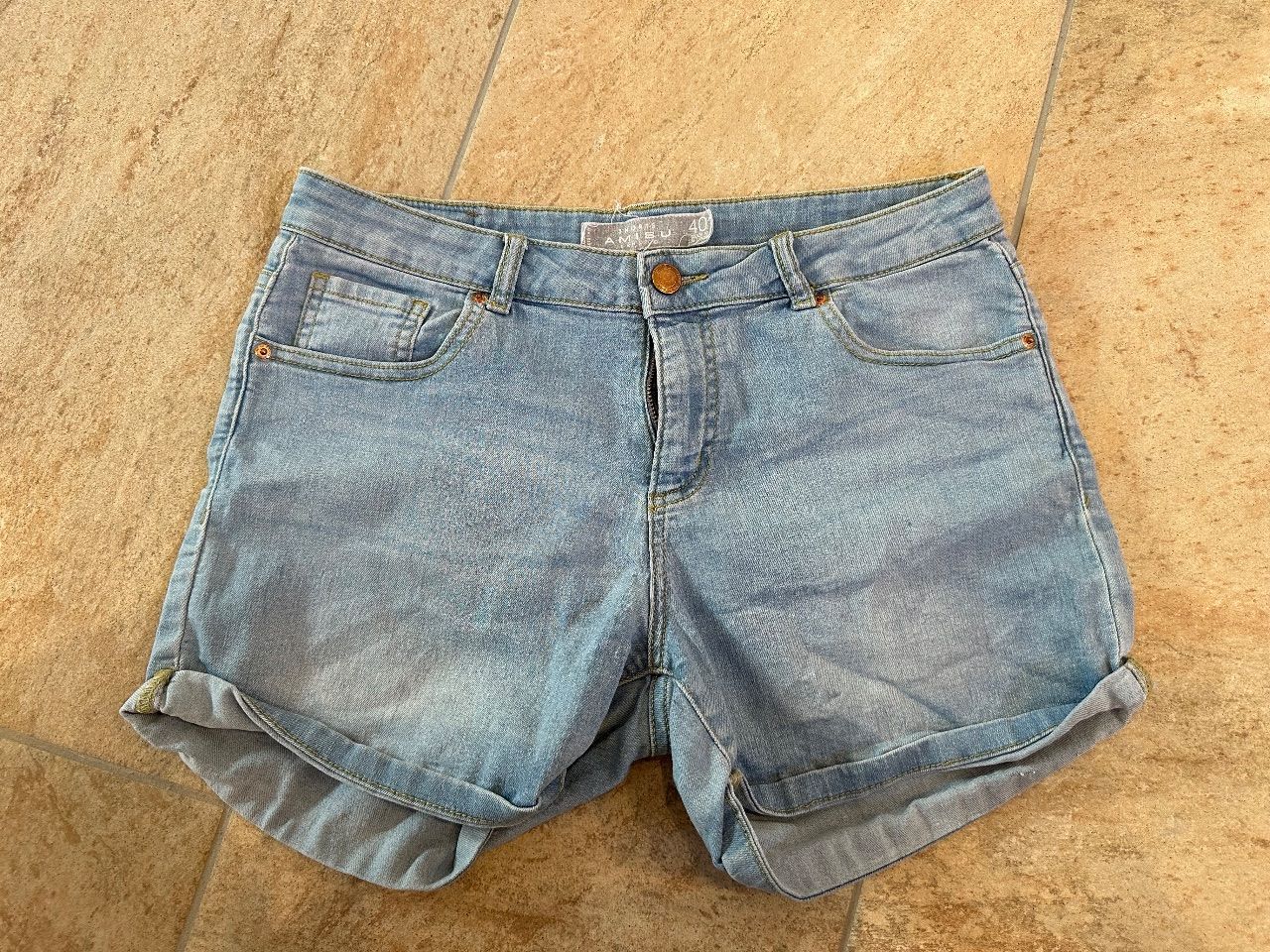 Amisu Amisu Short in Größe 40 Size 40