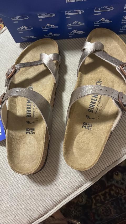 Birkenstock Birkenstock gold Size 38
