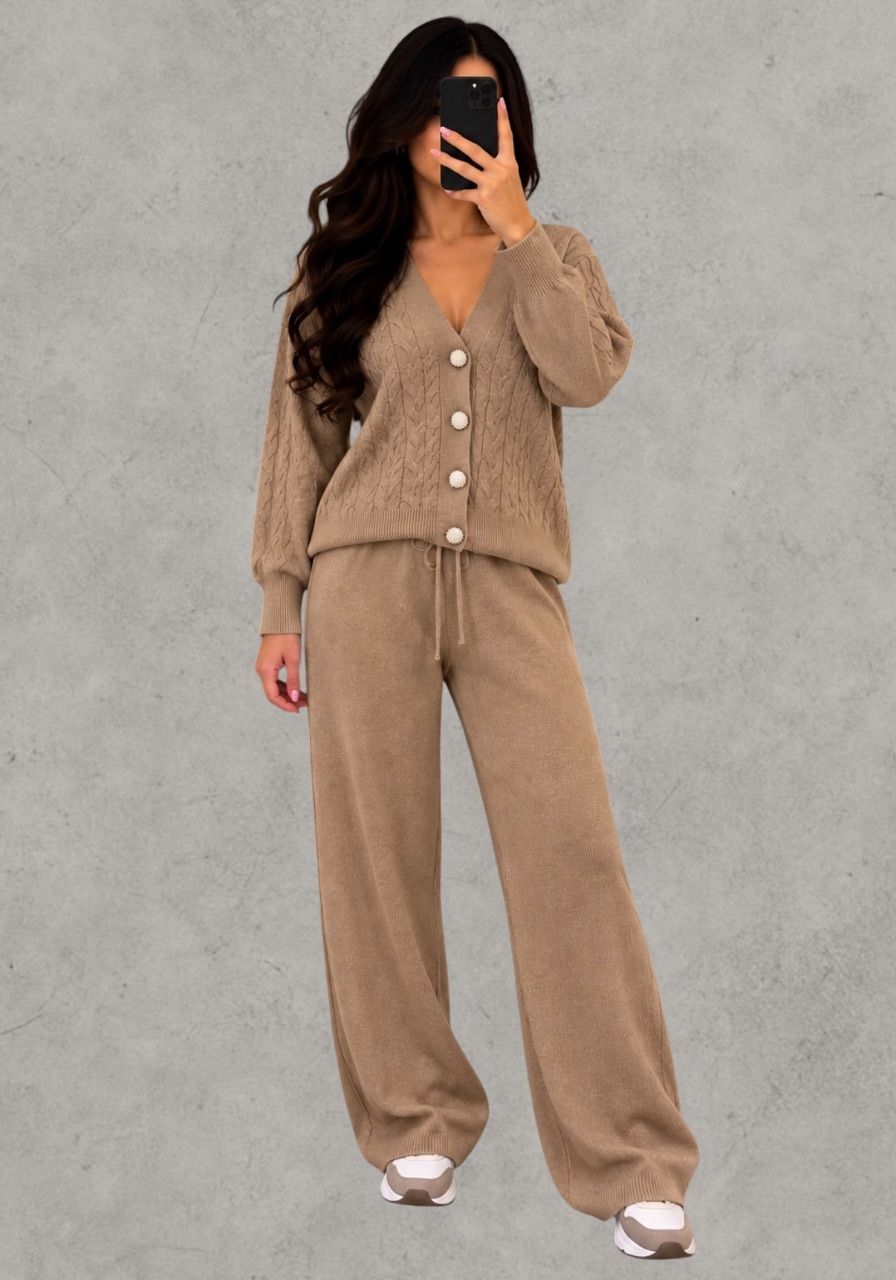 MÉI Sauce Zweiteiler Strick Set Beige mit Cardigan & weiter Hose Size Einheitsgröße