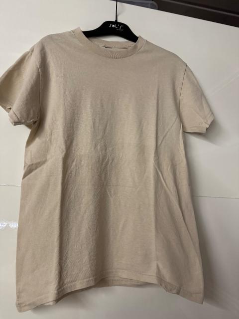 Ohne Marke Damenoberteil mit Aufdruck am Rücken zu verkaufen Size S