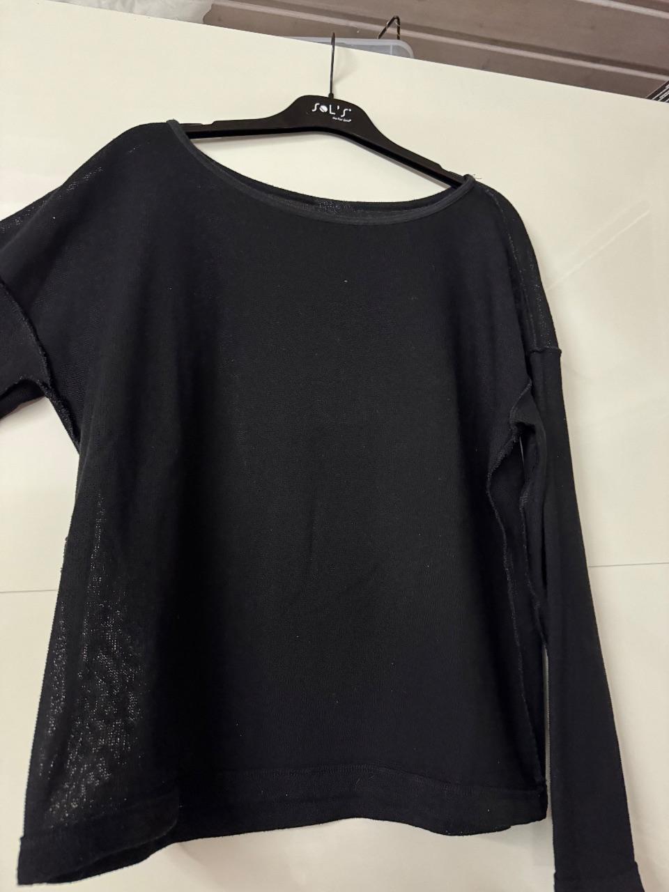 Winterlicher Damenpullover zu verkaufen, leicht durchsichtig