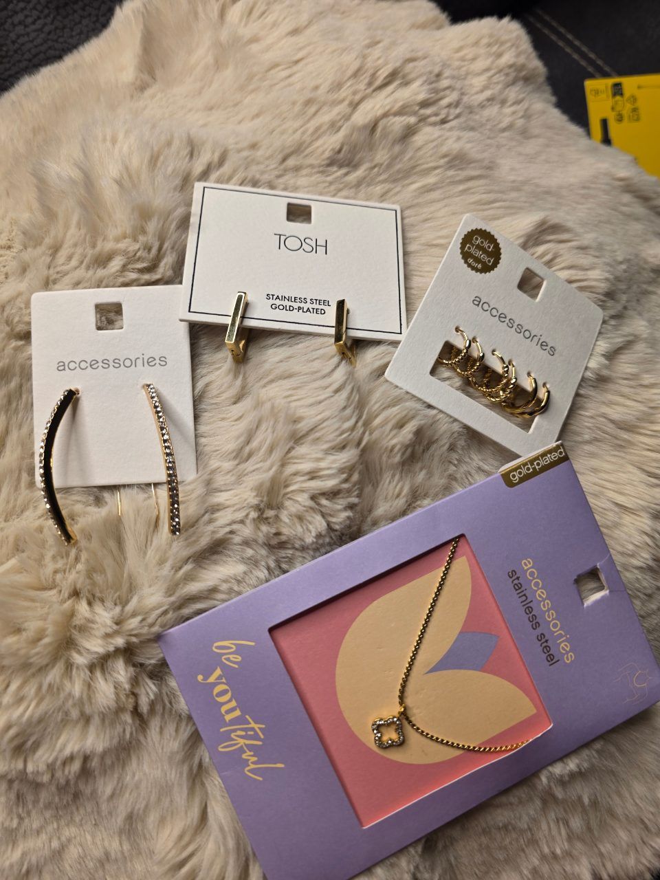 Wunderschöner Damenschmuck Gold set 