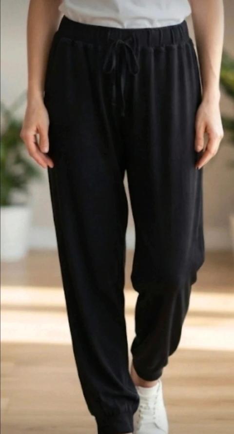 Janina Bequeme schwarze sommerhose mit Kordelzug Gr. XS Size XS