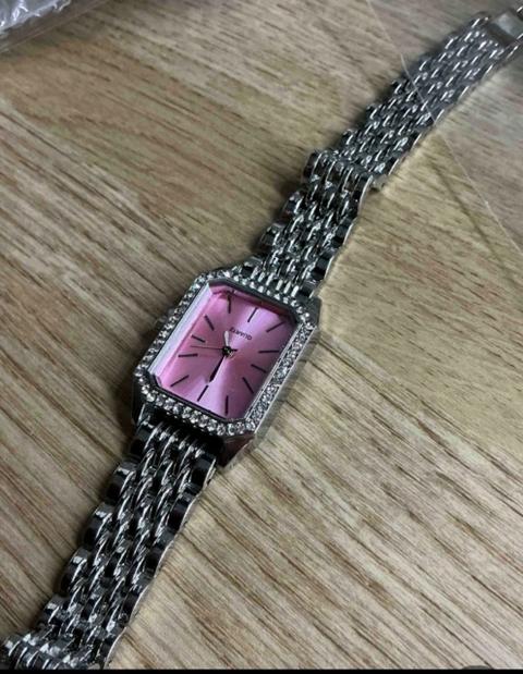 Stockholm Damen Armbanduhr Vintage Neu