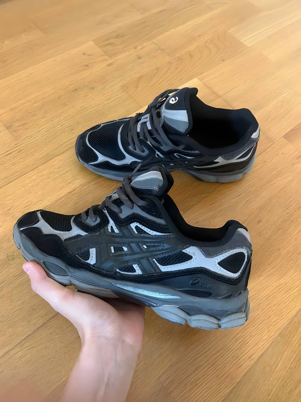Asics ASICS GEL-NYC Schwarz/Grau – Größe 41,5 Size 41