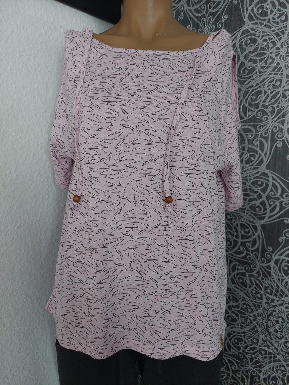 Keine Tshirt Size M