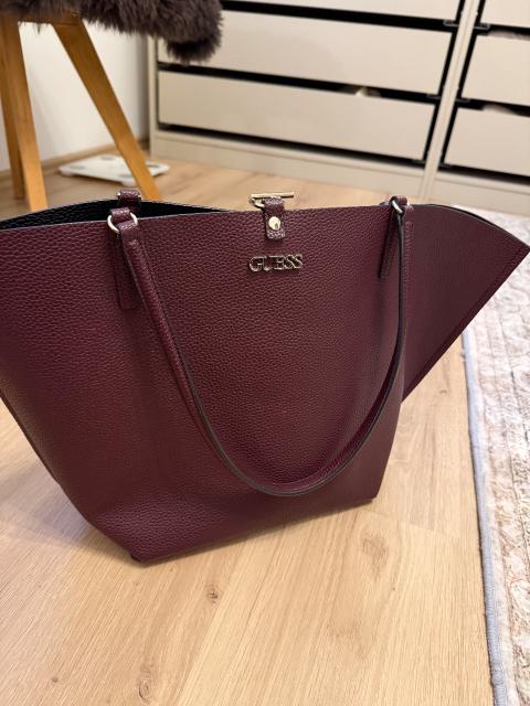 Guess Guess Wendetasche/ Shopper
